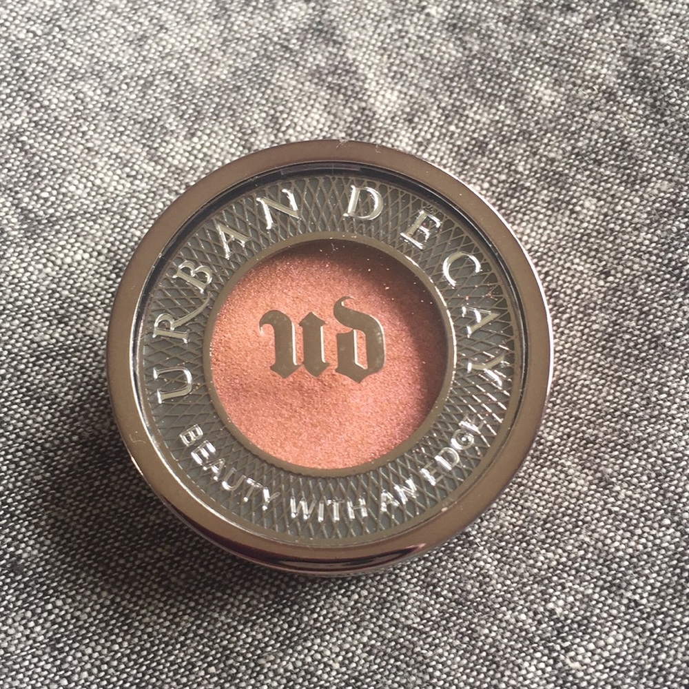Urban Decay Eyeshadow in Fireball